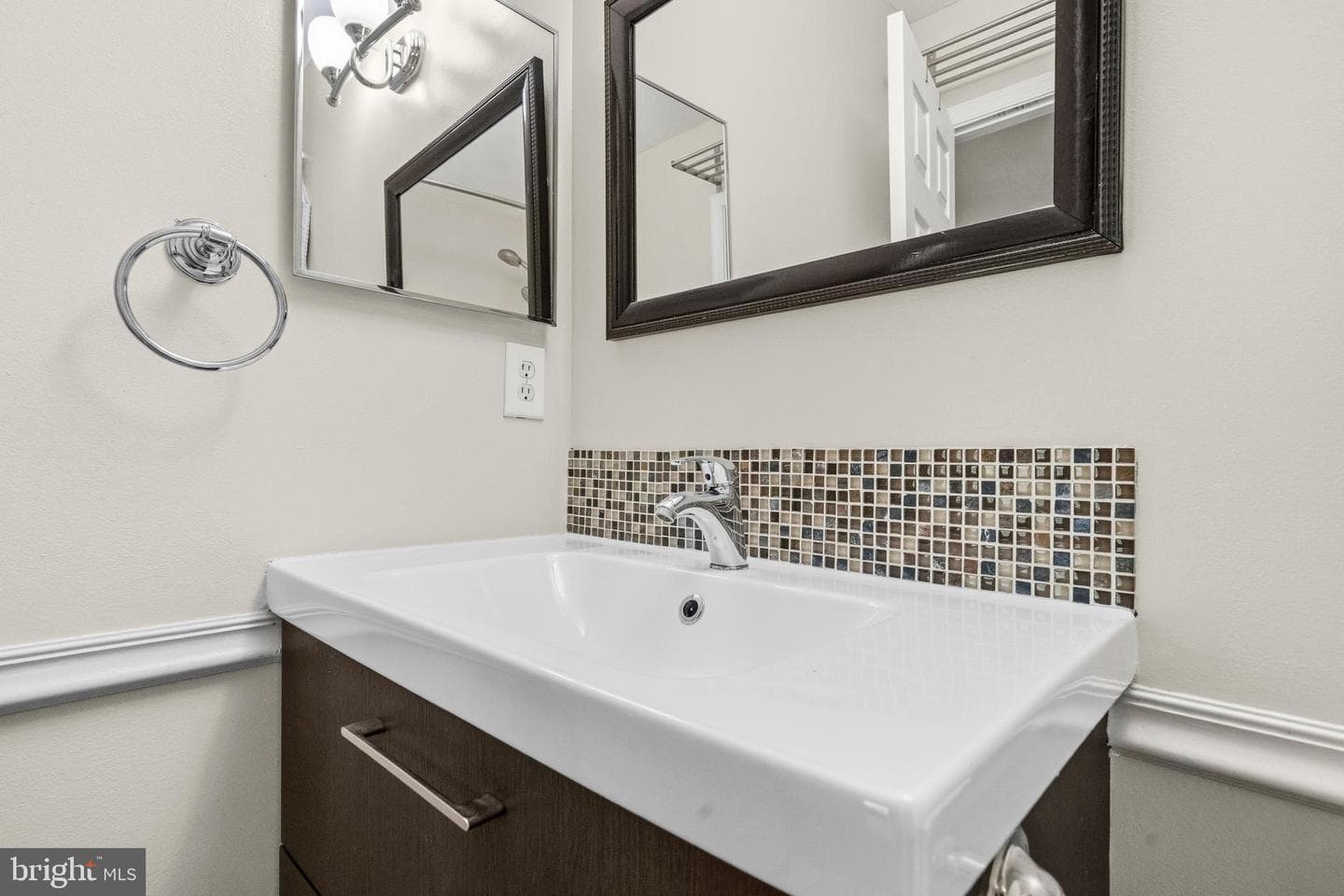 8547 Towne Manor Court photo 27