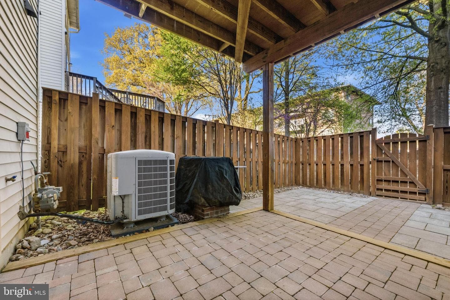 8547 Towne Manor Court photo 34