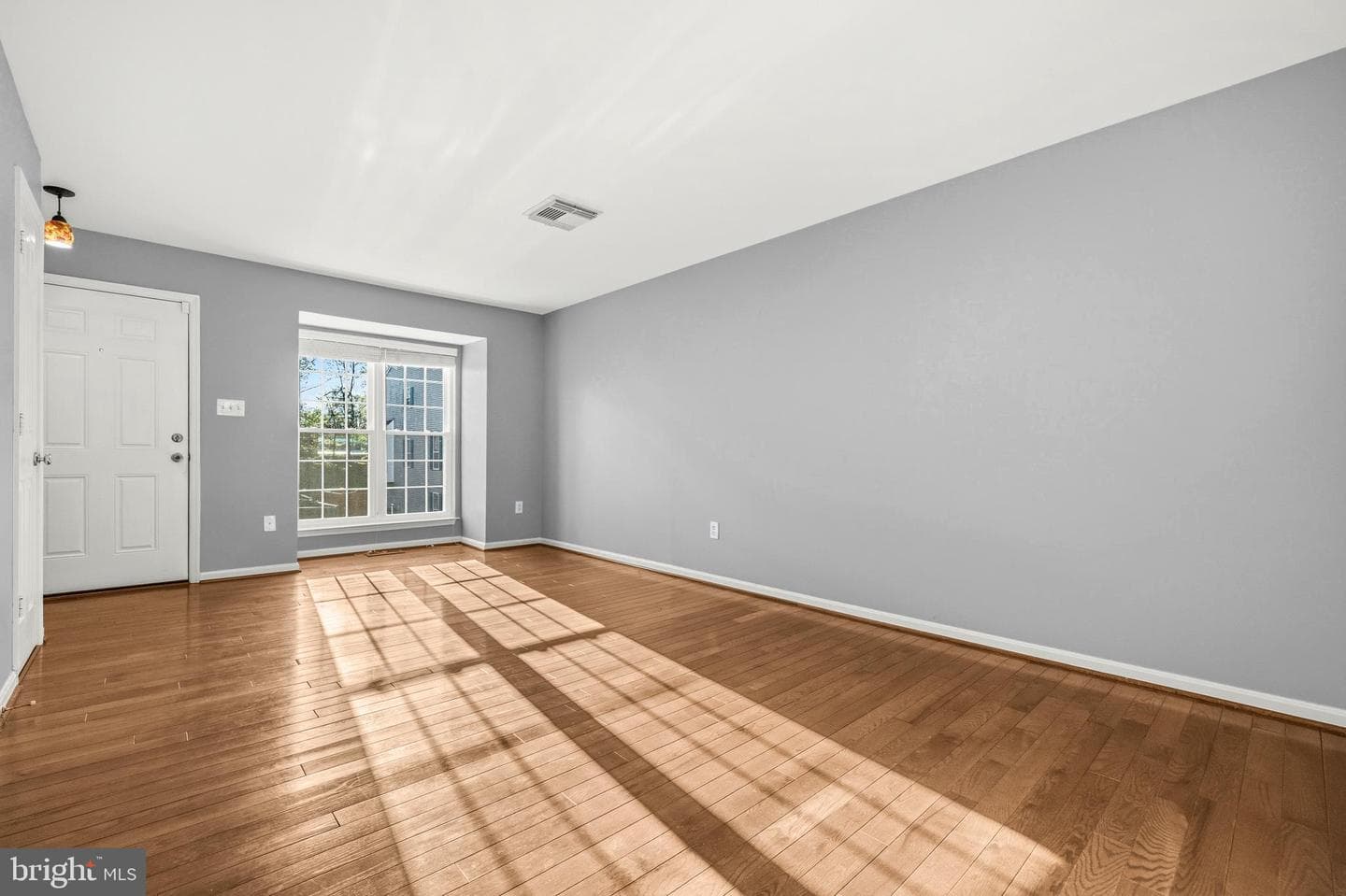 8547 Towne Manor Court photo 7