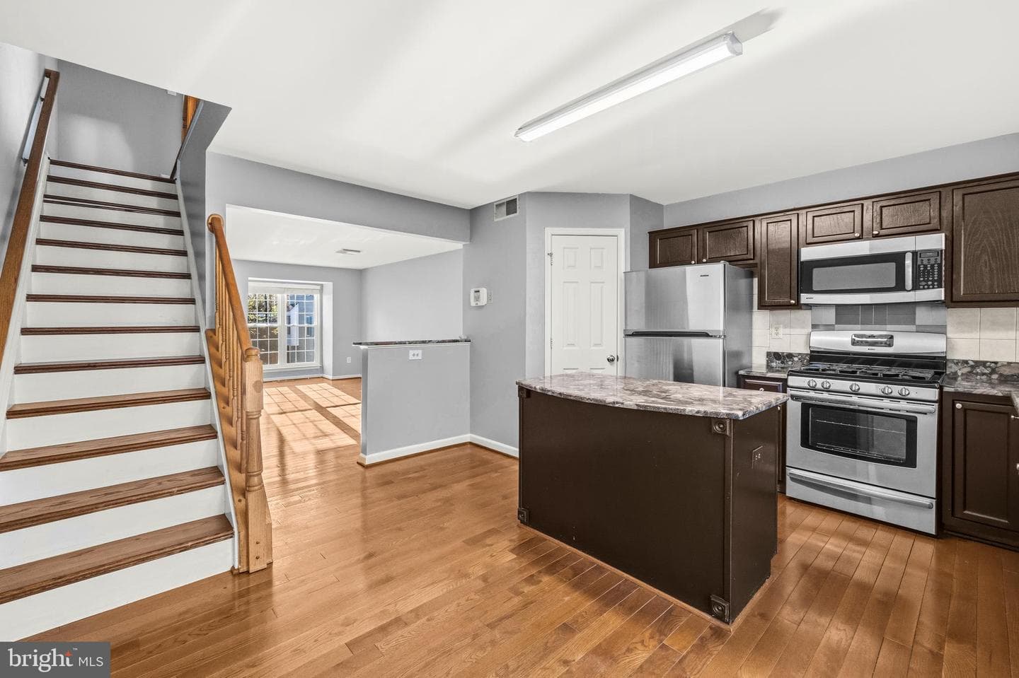 8547 Towne Manor Court photo 9