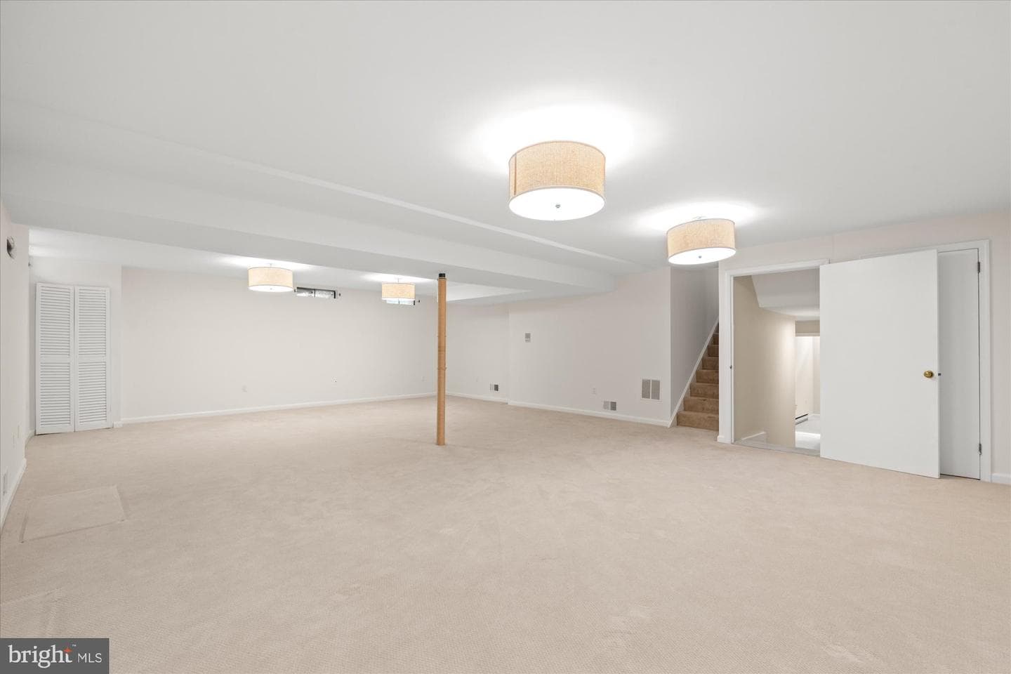 6212 Nethercombe Court photo 47