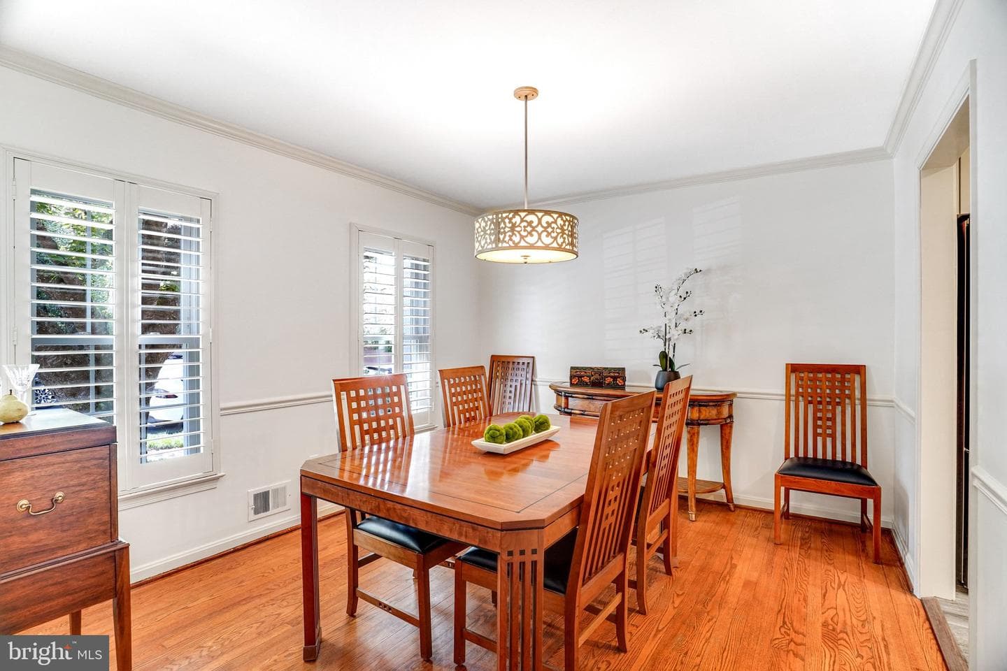 6724 Melrose Drive photo 4