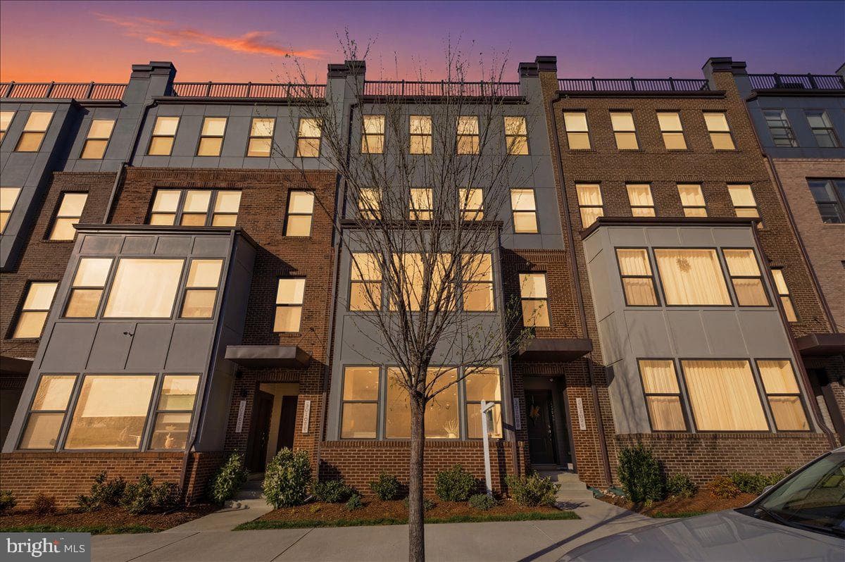 13538 Sayward Boulevard #109, Herndon
