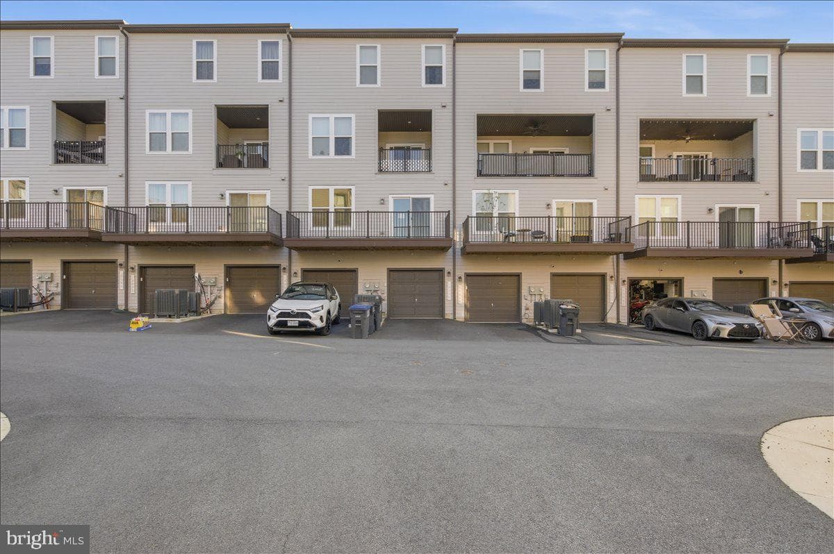 13538 Sayward Boulevard #109 photo 33
