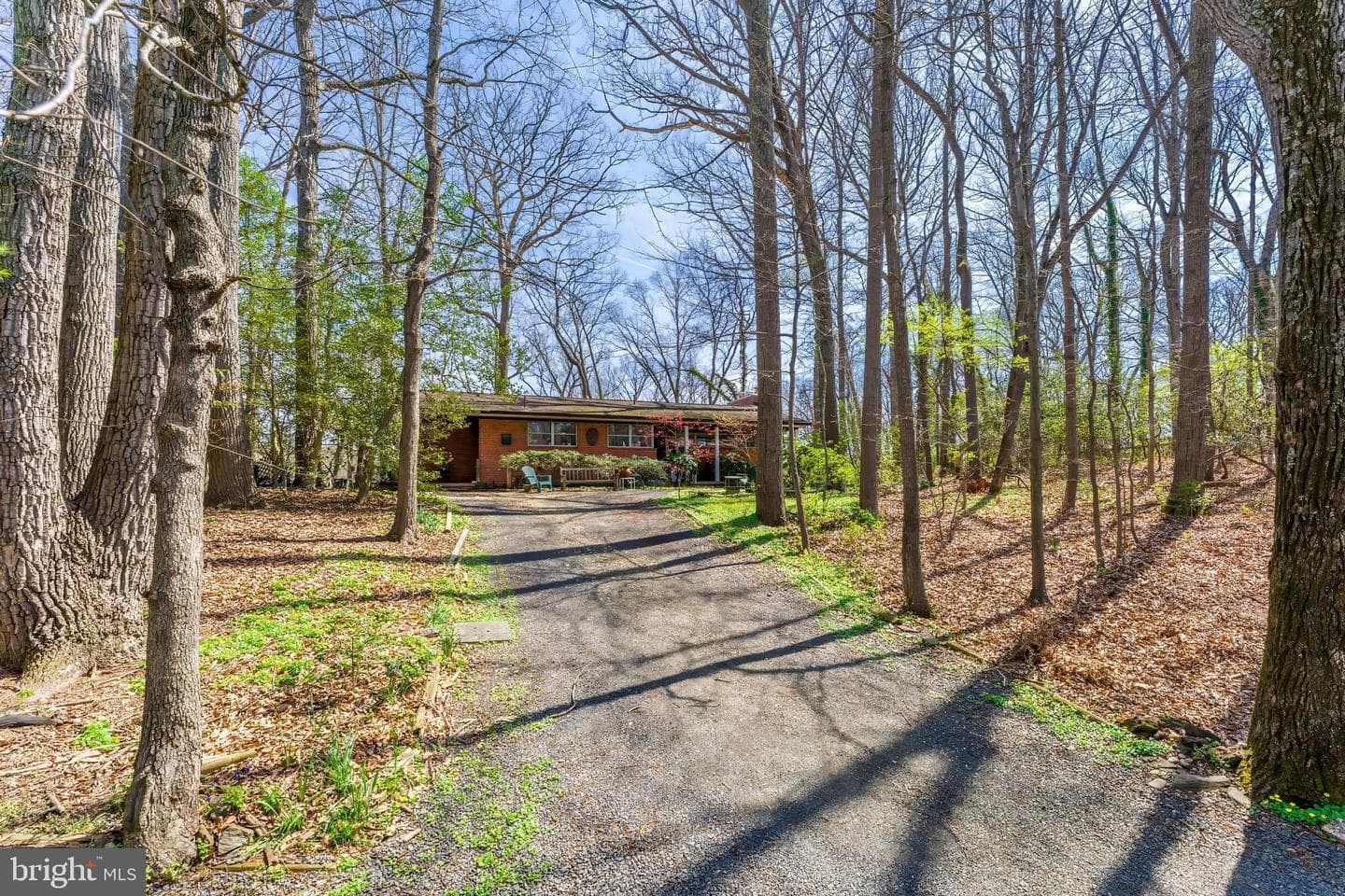 901 Chinquapin Road photo 2