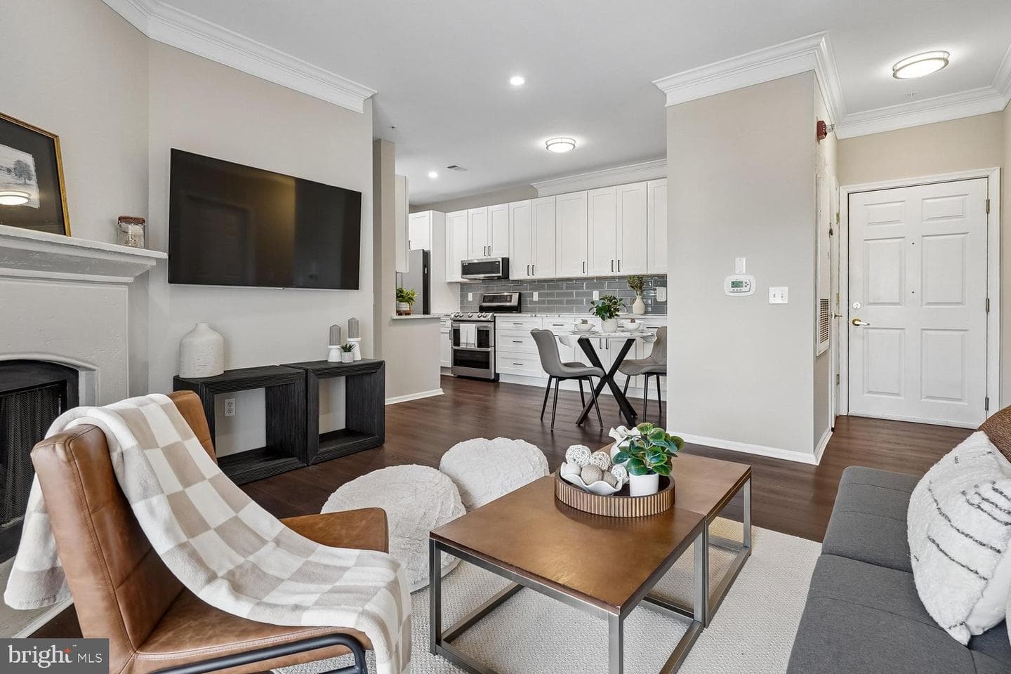 1521 Spring Gate Drive #10211 photo 8