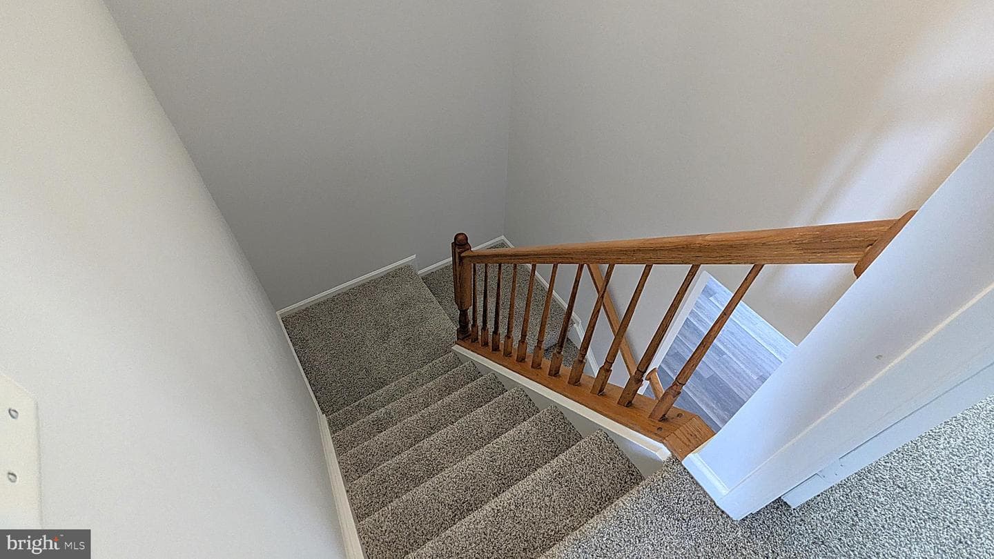 2593 James Madison Circle photo 21