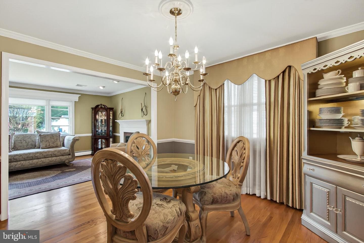7052 Wardell Street photo 10