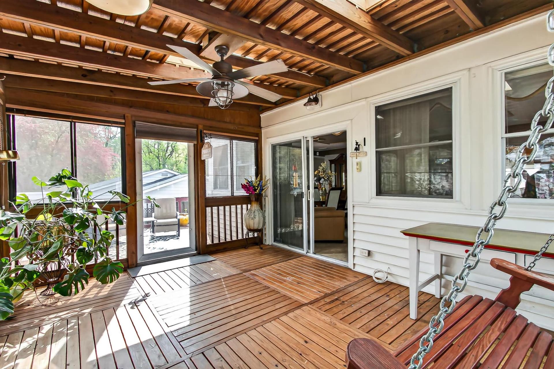 7052 Wardell Street photo 17