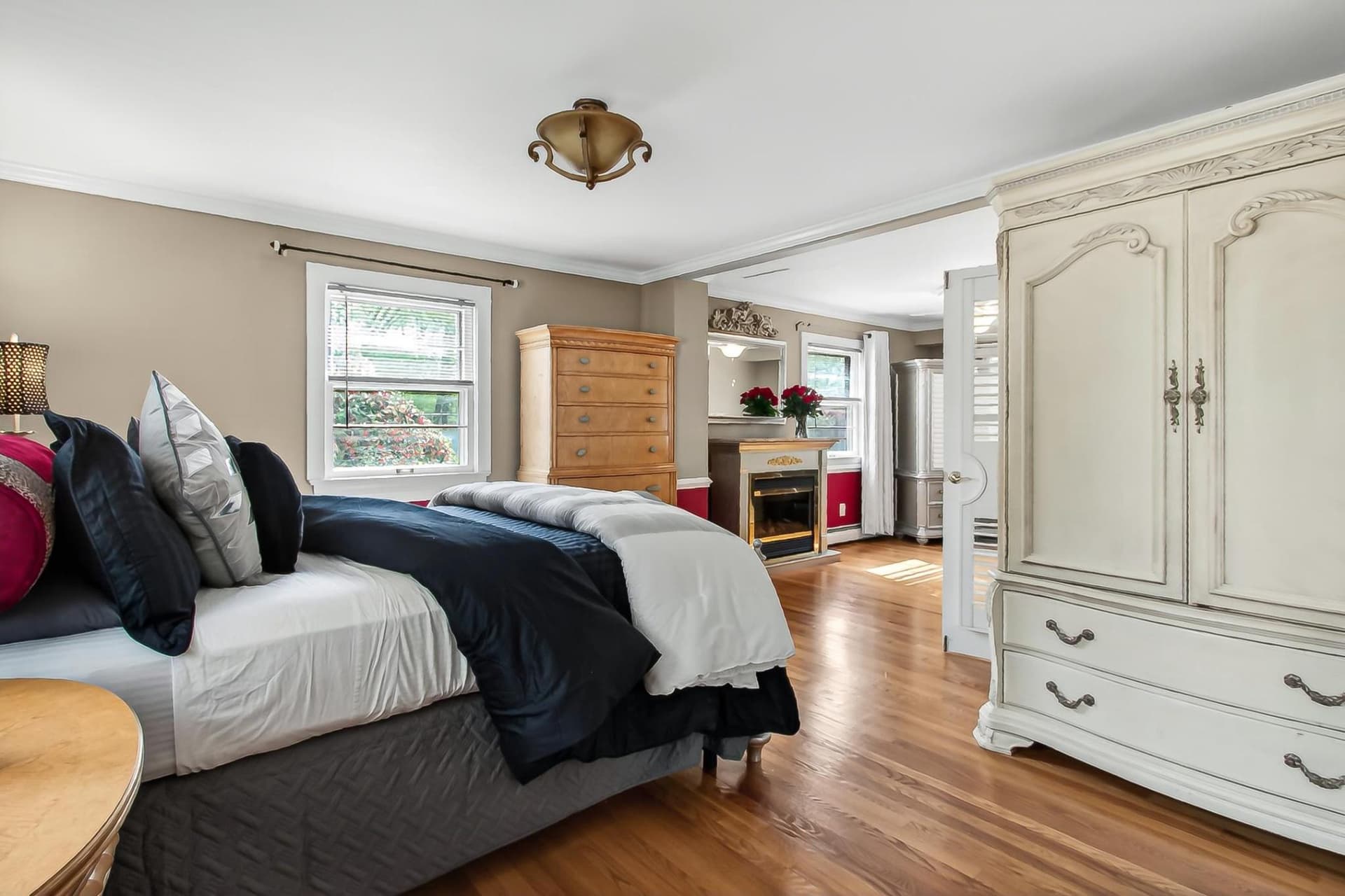 7052 Wardell Street photo 21