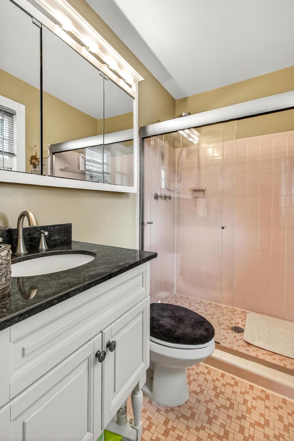 7052 Wardell Street photo 24