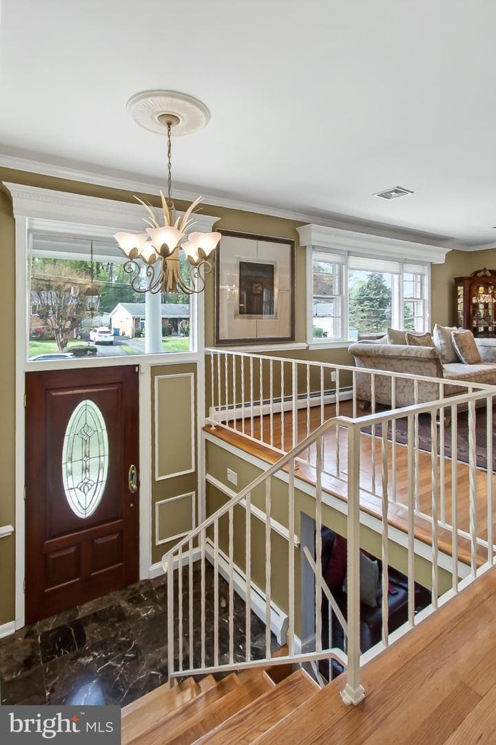 7052 Wardell Street photo 4