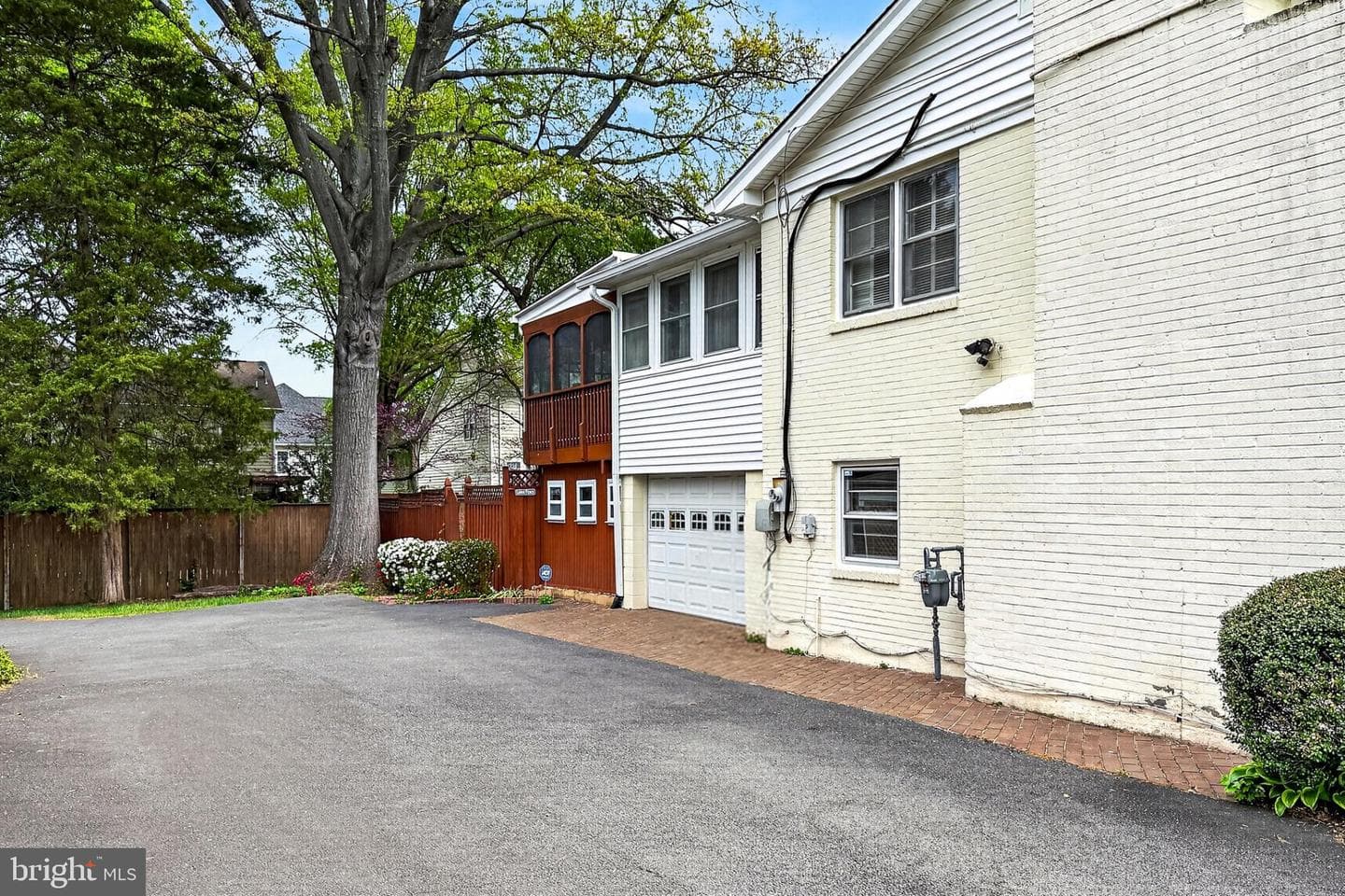 7052 Wardell Street photo 46