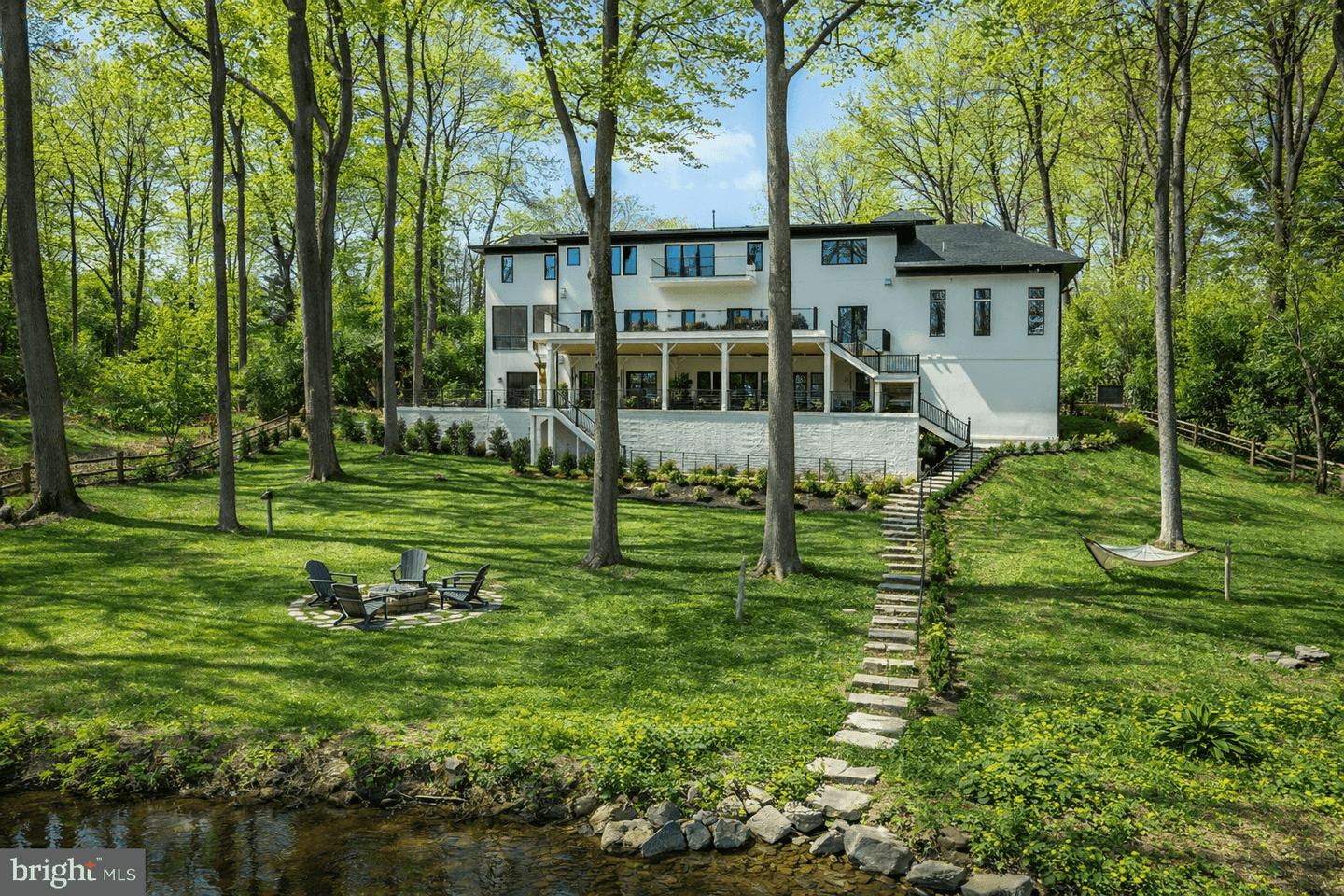 825 Whann Avenue photo 45