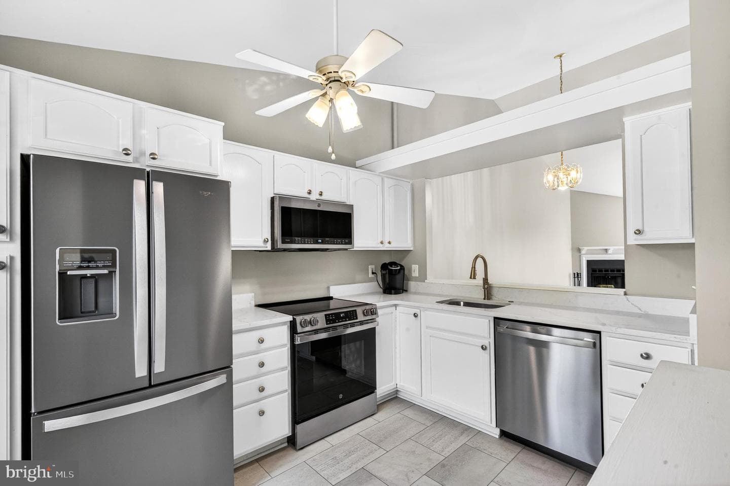 2846 Yarling Court #2846 photo 6