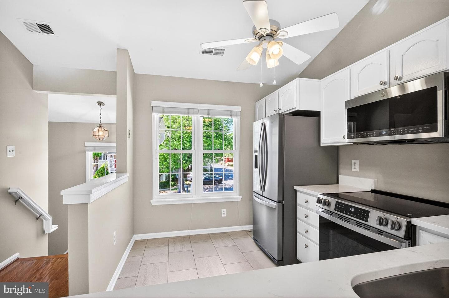 2846 Yarling Court #2846 photo 7