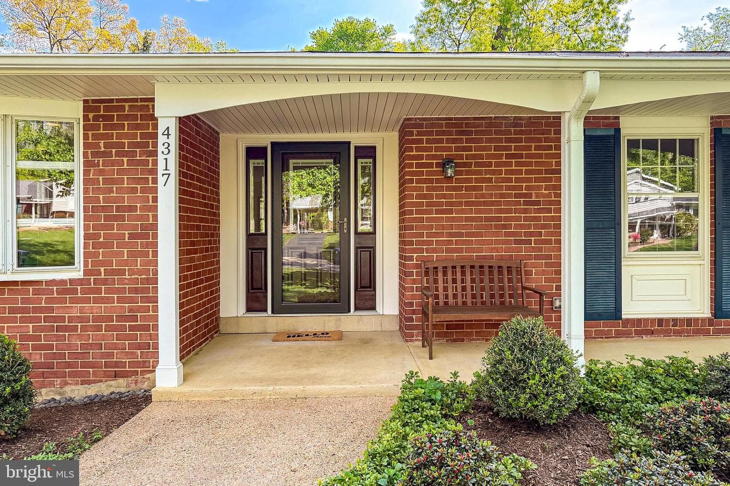 4317 Selkirk Drive photo 9