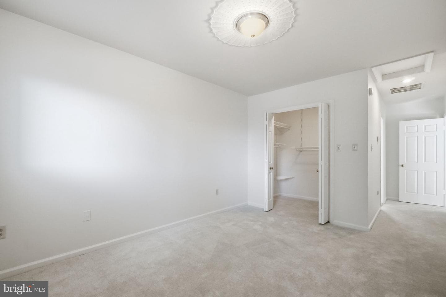1462 Hampton Hill Circle photo 28