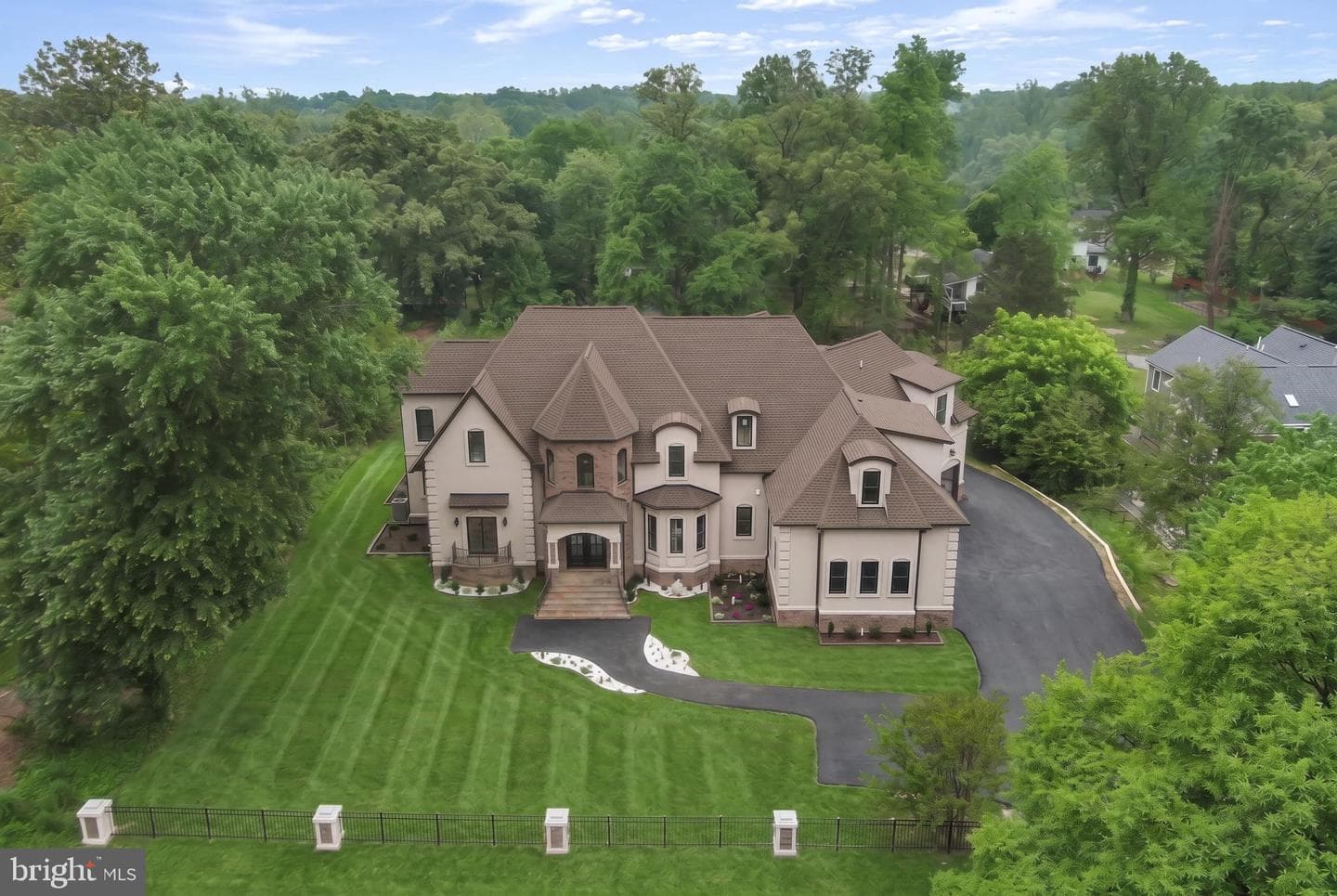 7301 Calvert Street, Annandale