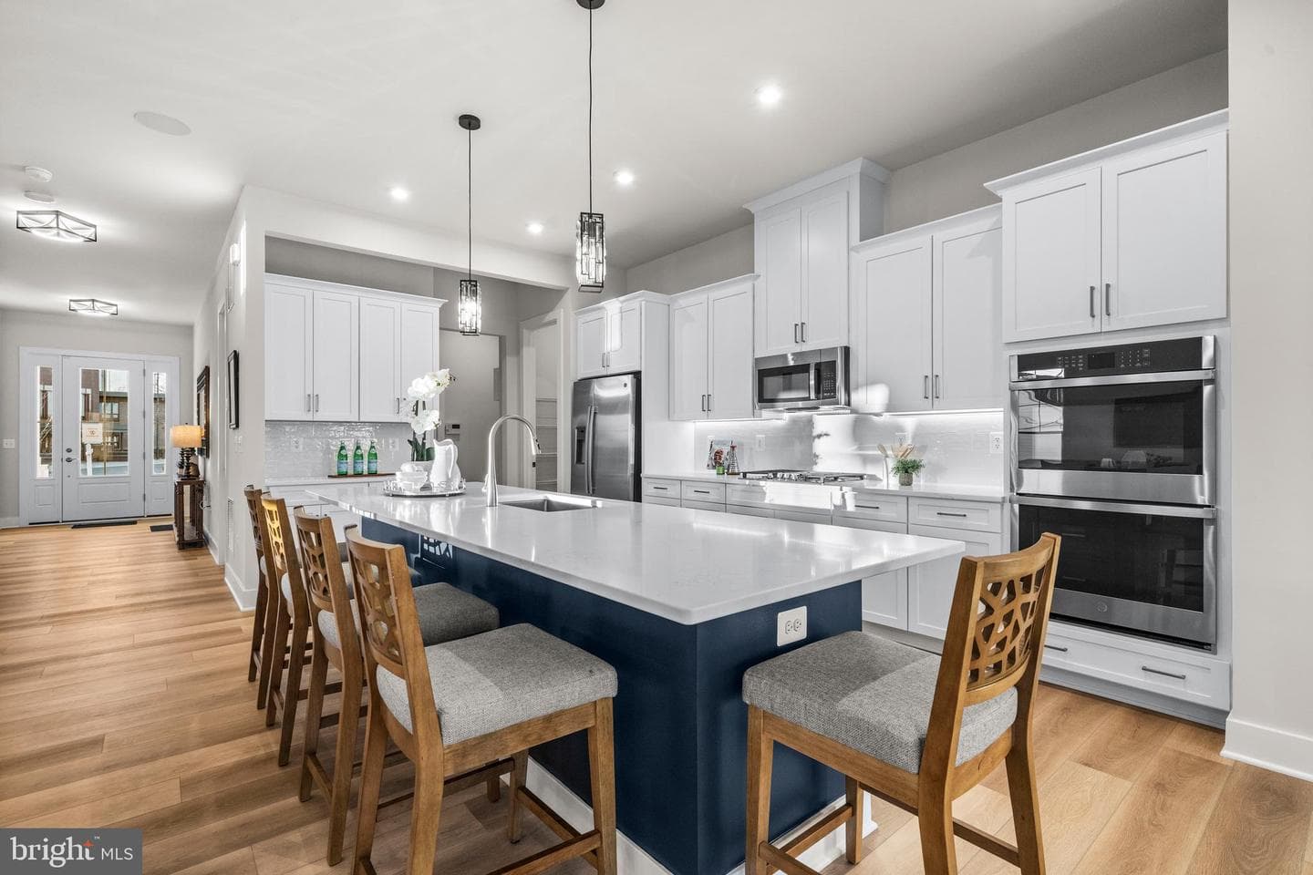 7505 Magarity Road photo 12