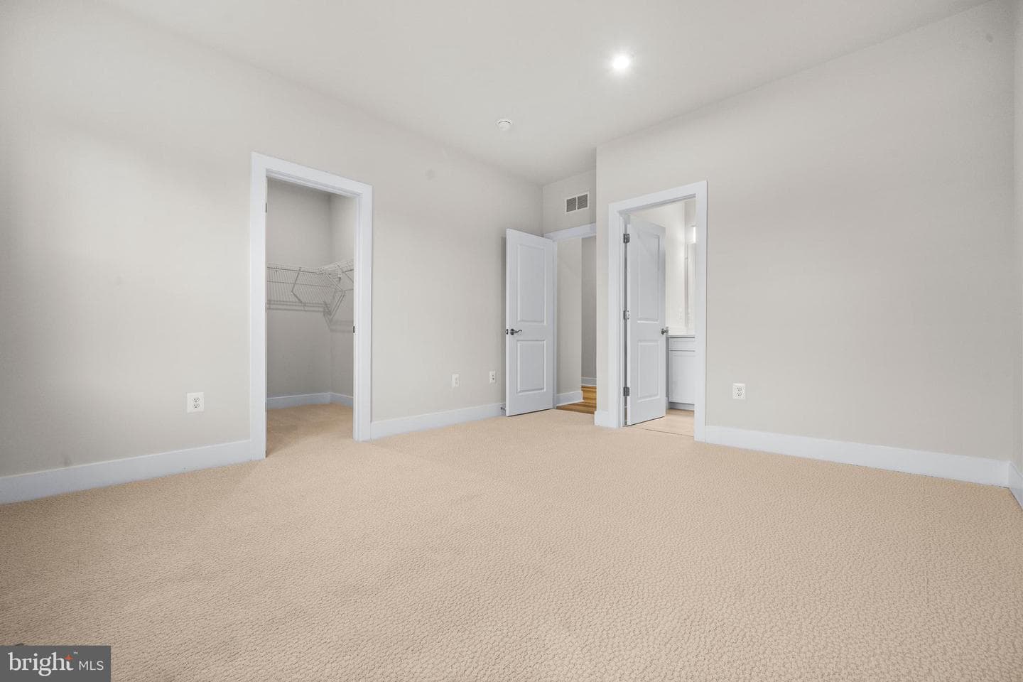 7505 Magarity Road photo 38
