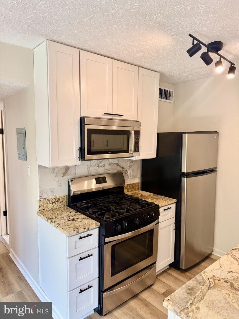 4903 Americana Dr # T7 photo 11