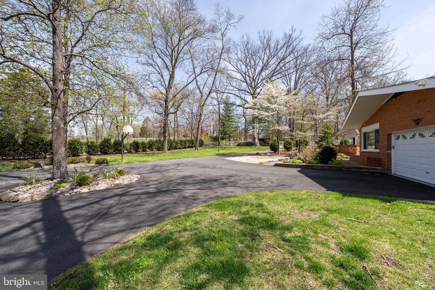 7401 Bull Run Drive photo 34