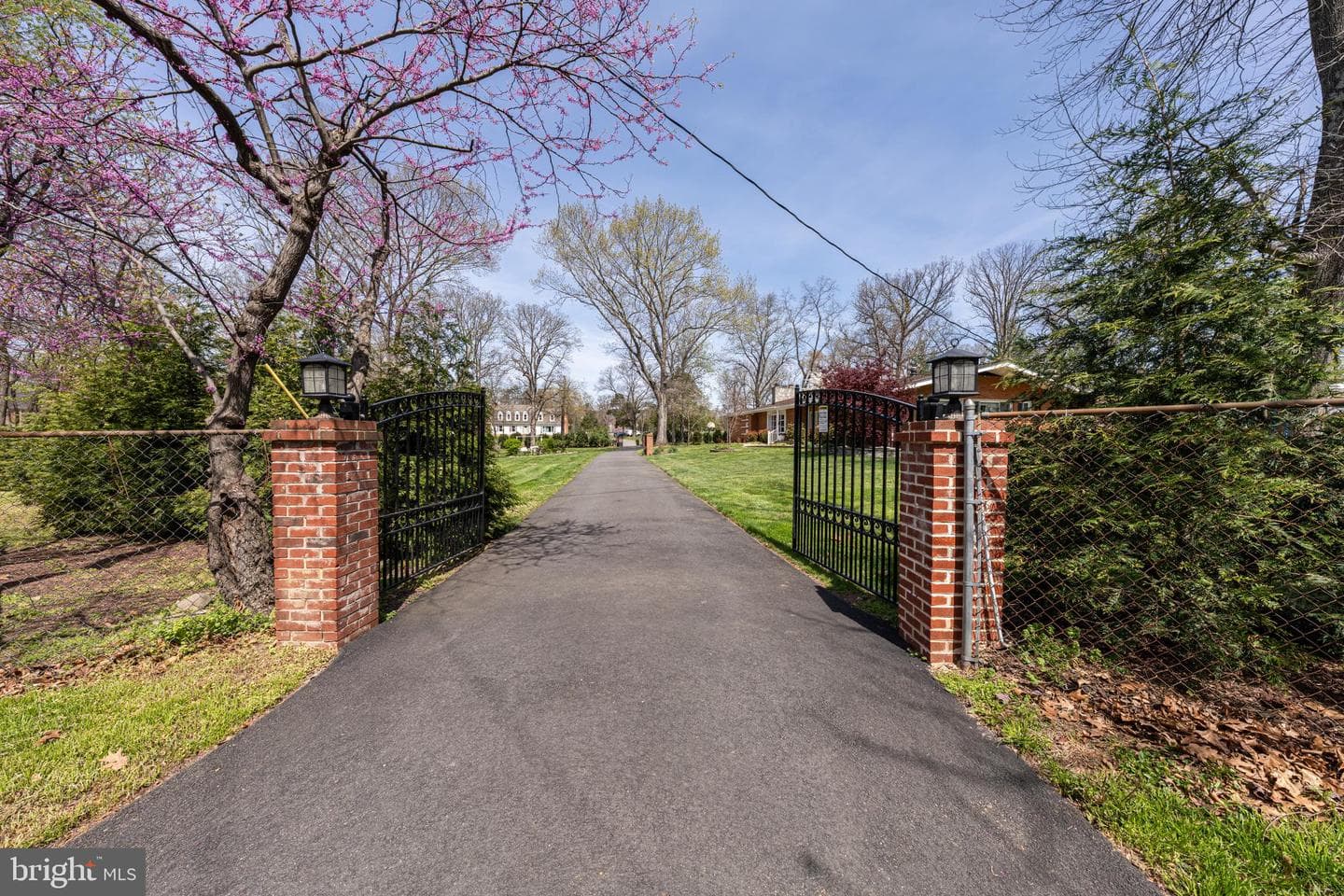 7401 Bull Run Drive photo 48