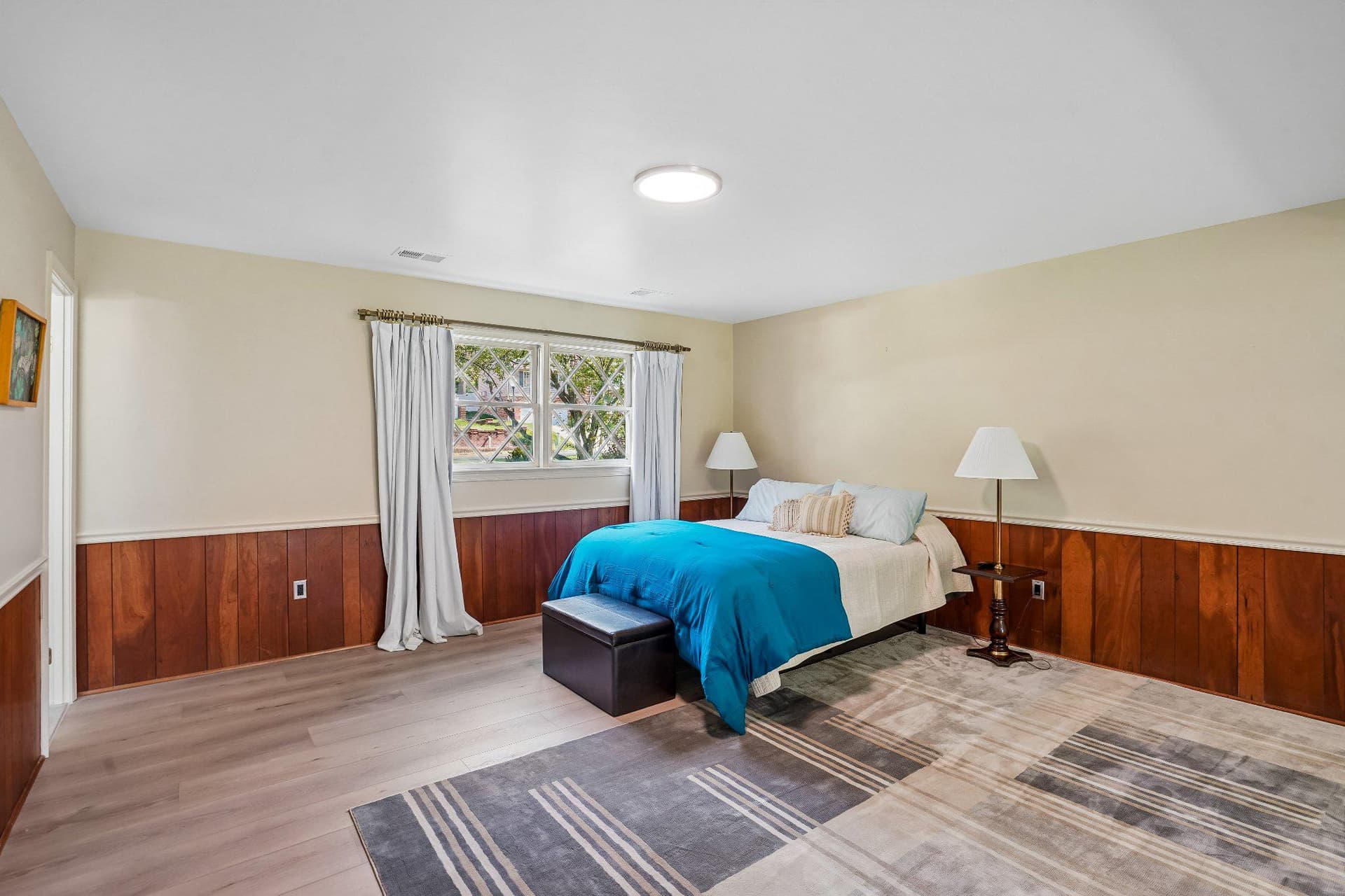 8913 Bluegate Drive photo 35