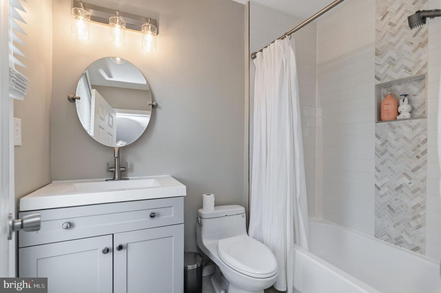 7391 Stream Way photo 21