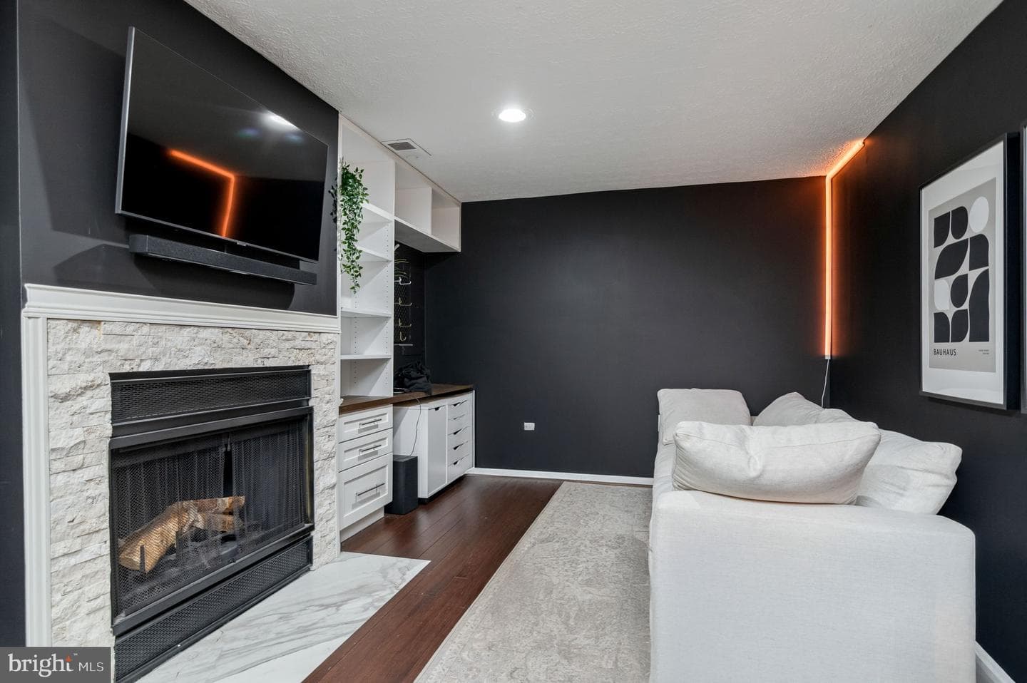 7391 Stream Way photo 29