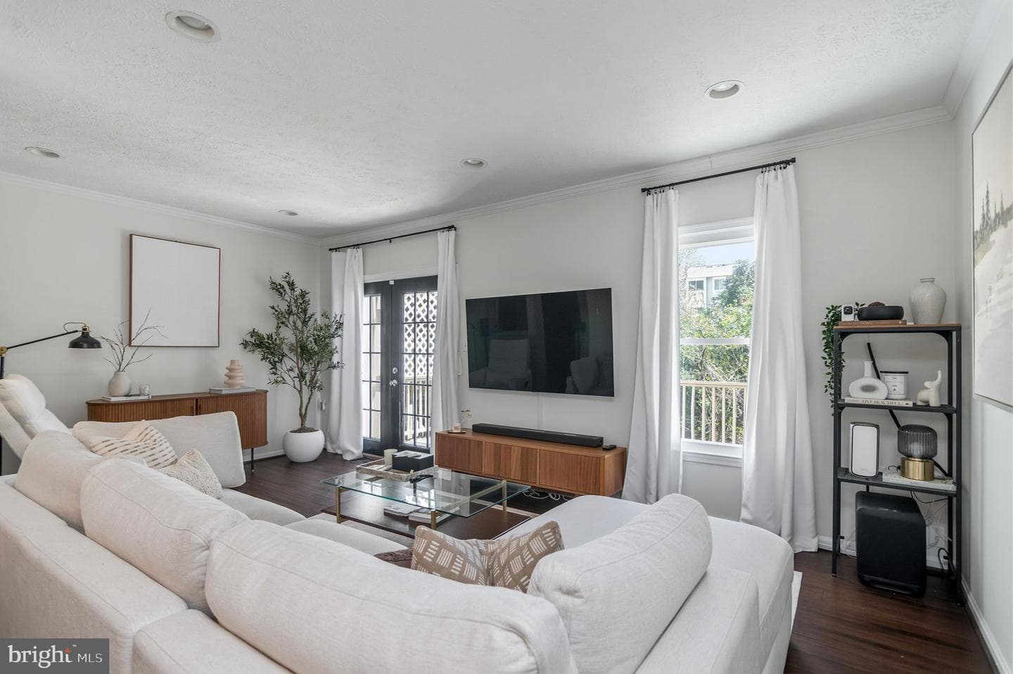 7391 Stream Way photo 4
