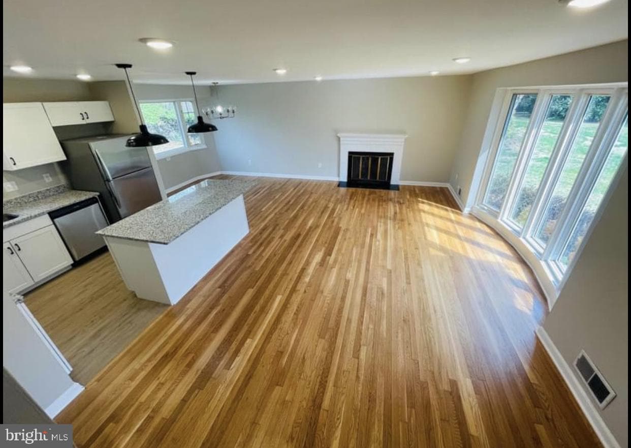 6810 Fern Lane, Annandale