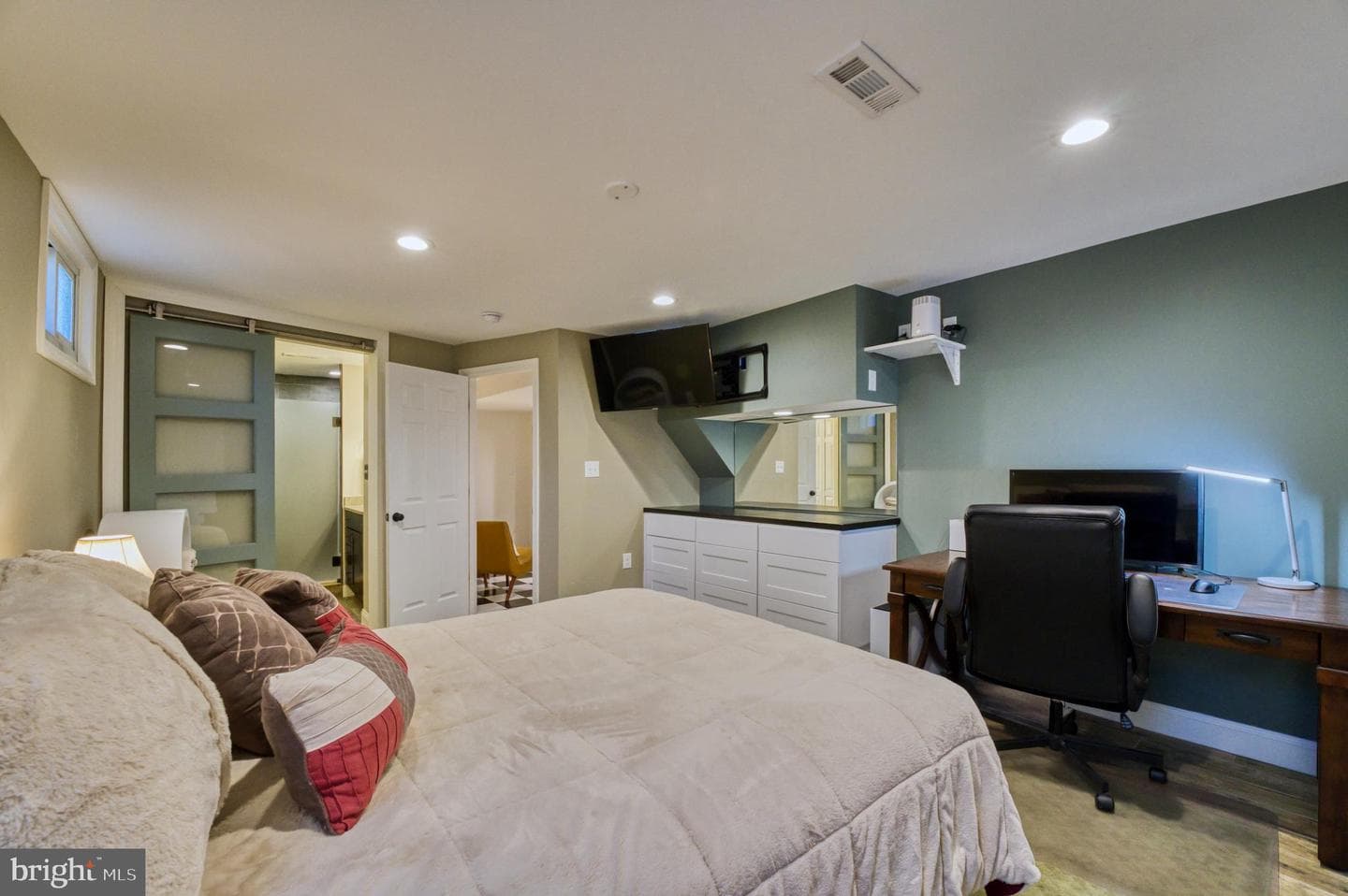 13392 Point Rider Lane photo 33