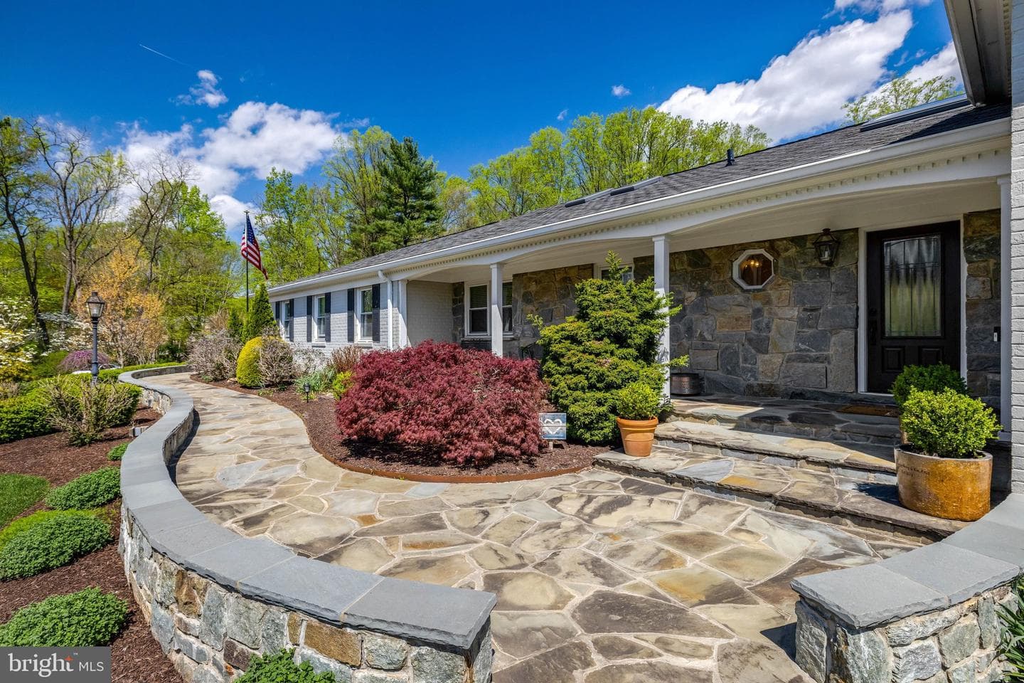 2114 Galloping Way photo 5