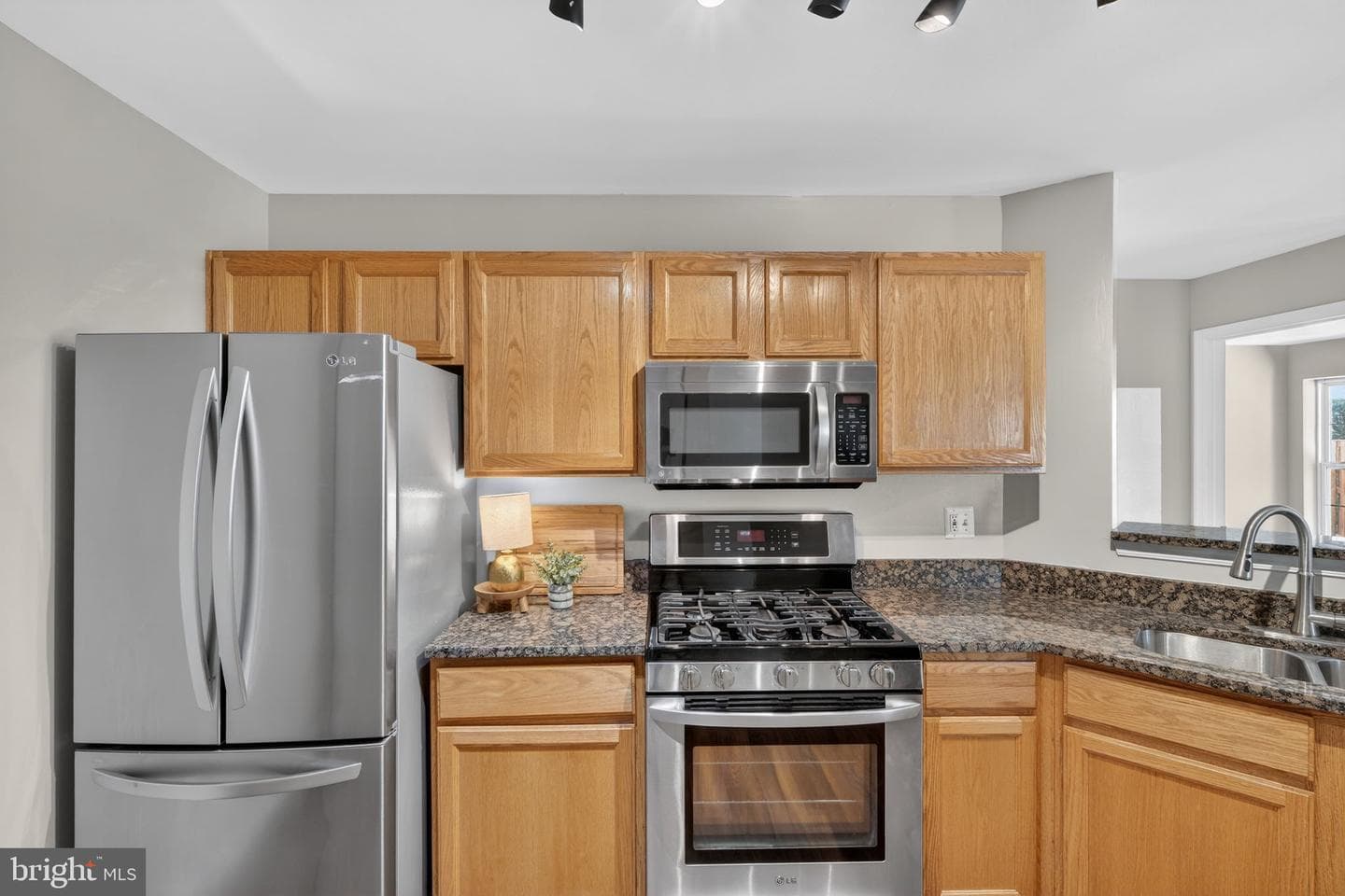 6607 Thackwell Way #2201 photo 7