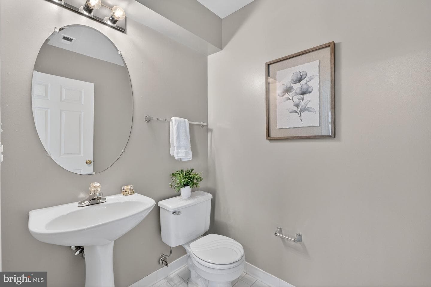6607 Thackwell Way #2201 photo 9