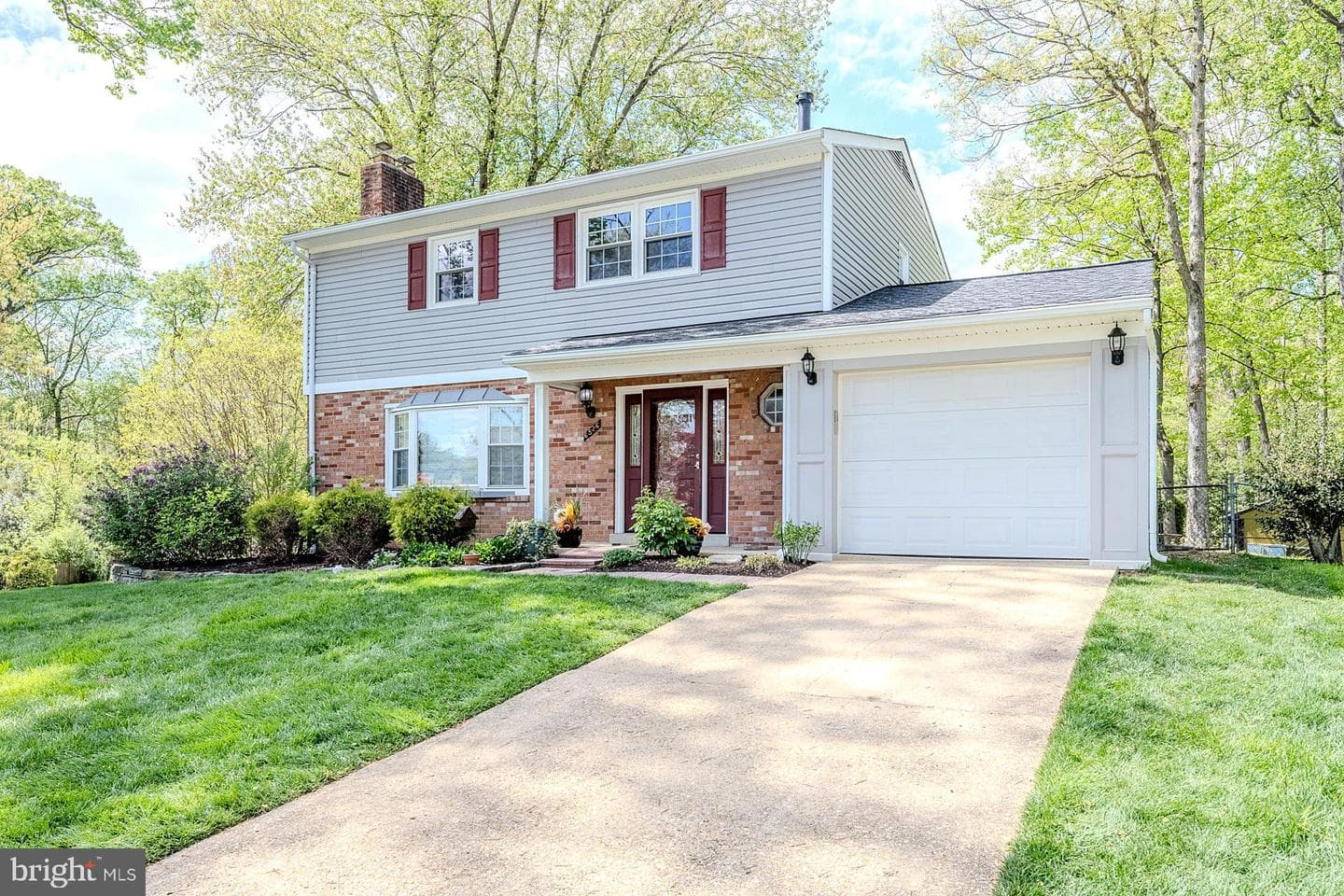 6526 Greenview Lane photo 4