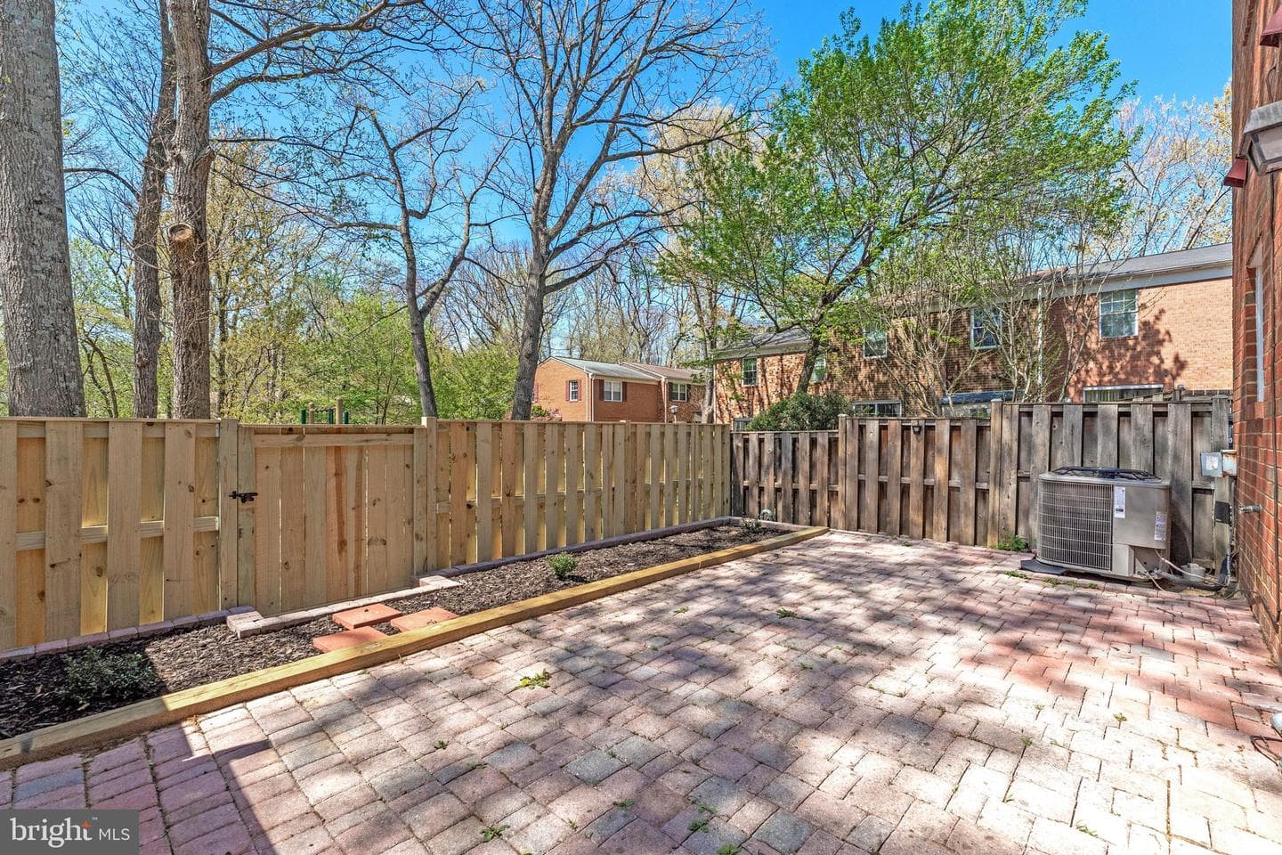 2254 Gunsmith Square photo 27