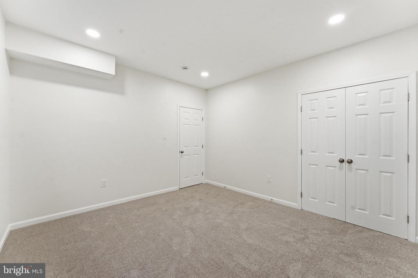 3142 Valentino Court photo 37
