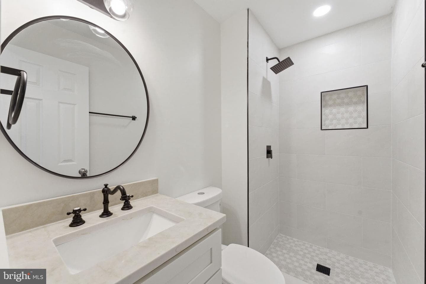 3142 Valentino Court photo 45