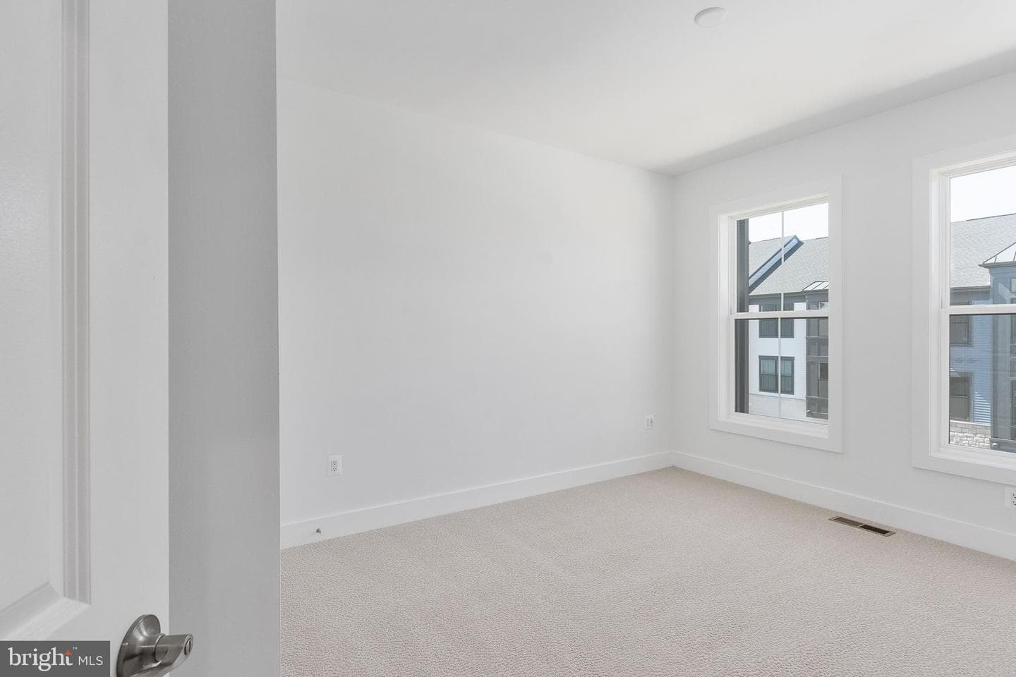 8454 Begonia Lane photo 16