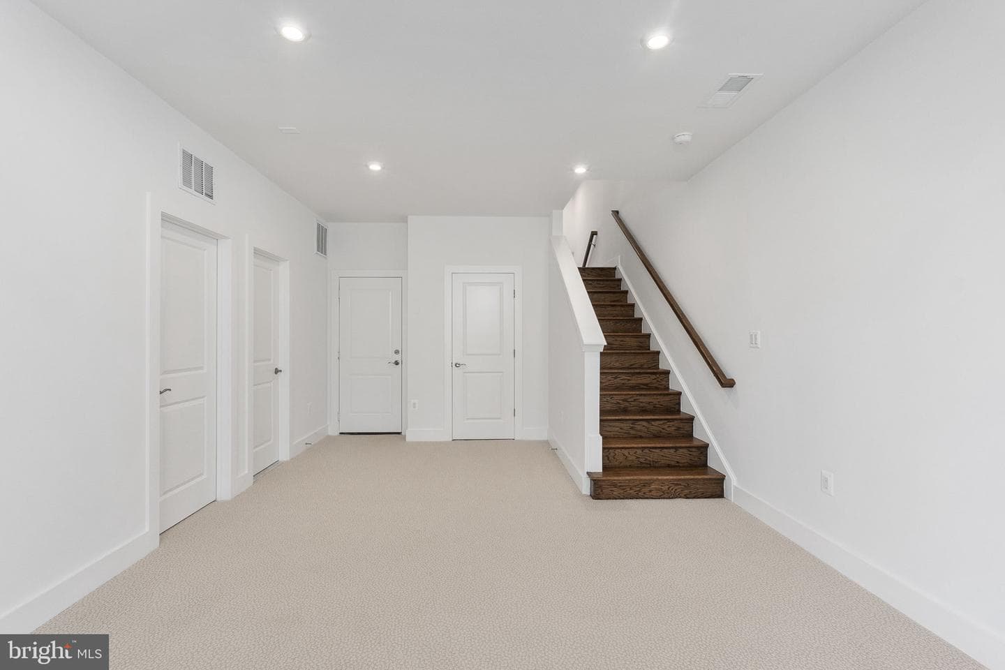 8454 Begonia Lane photo 25