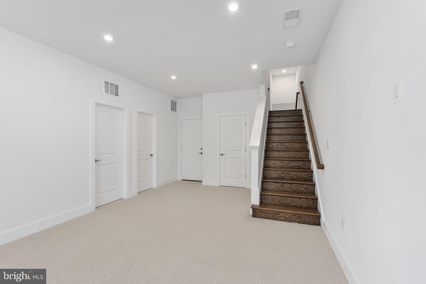 8454 Begonia Lane photo 39