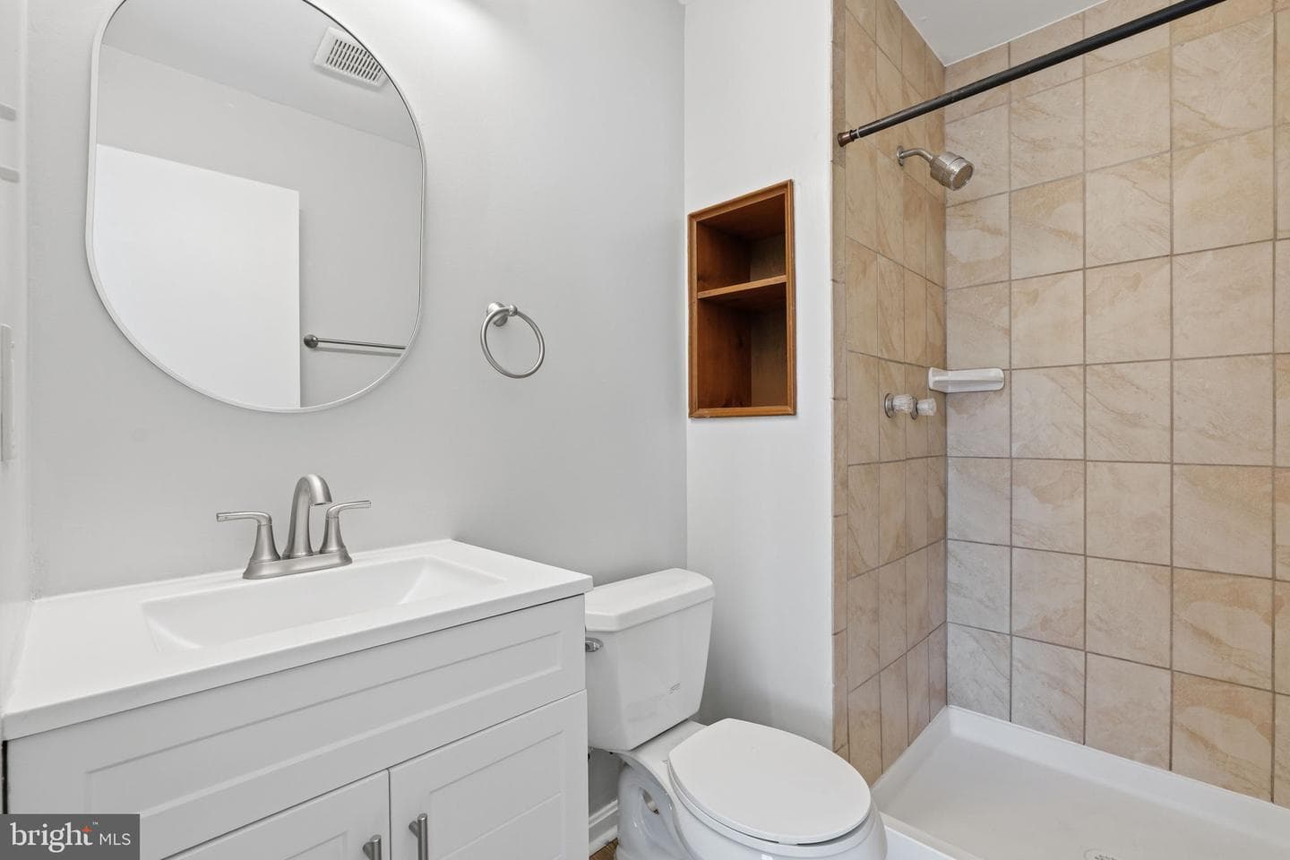 13315 Aiken Place photo 32