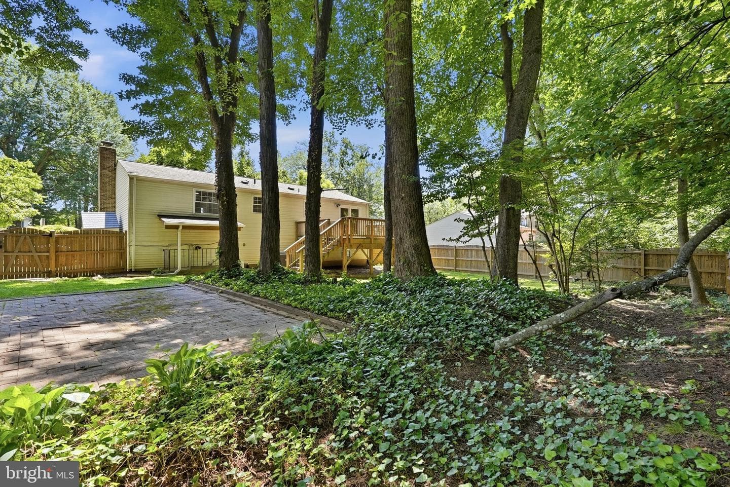 9812 Oleander Avenue photo 45