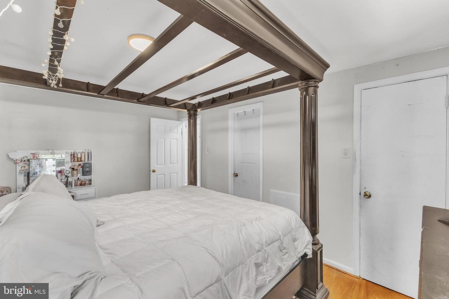 1502 Hiddenbrook Drive photo 14