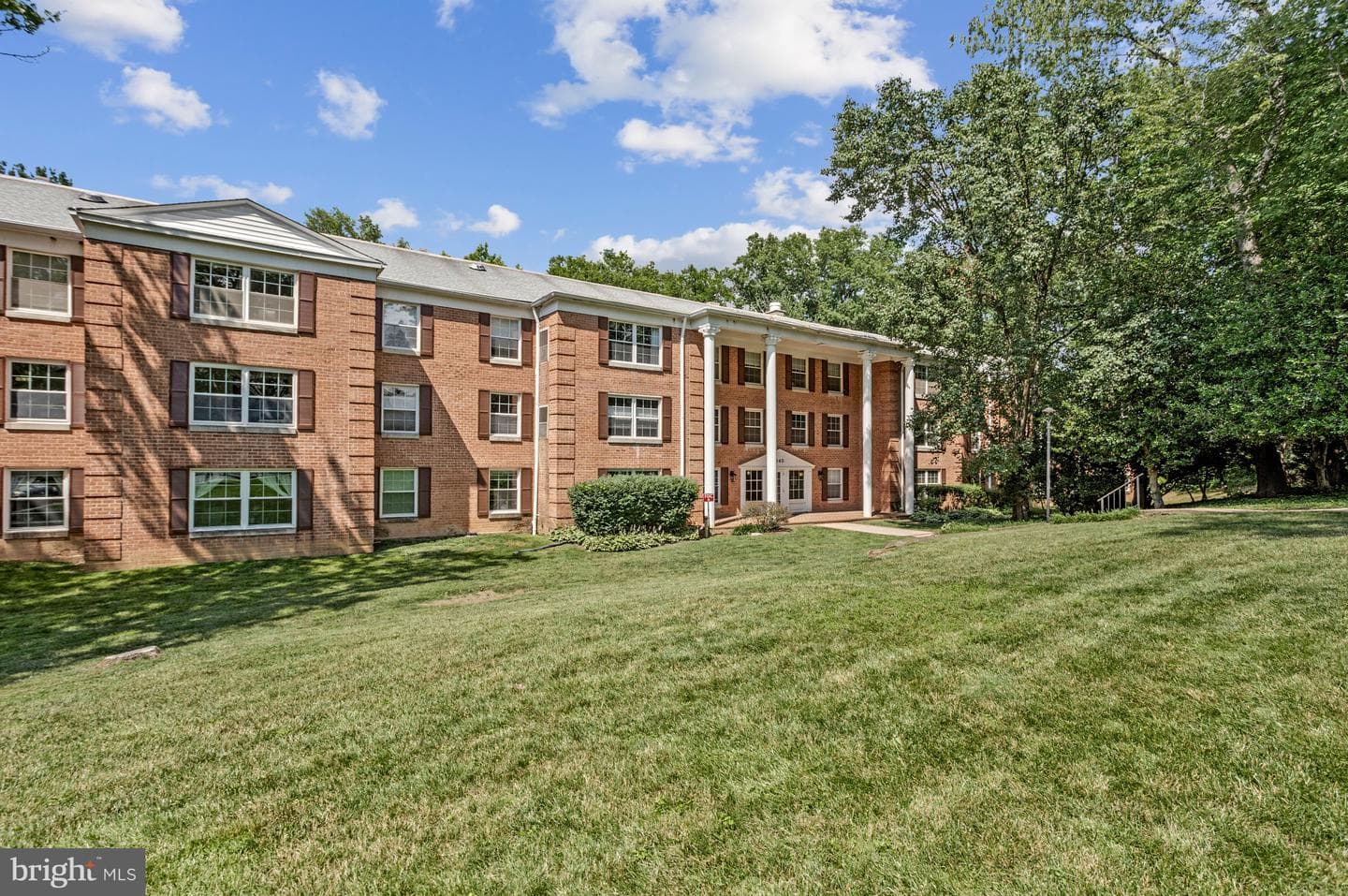 7640 Provincial Drive #110, Mclean