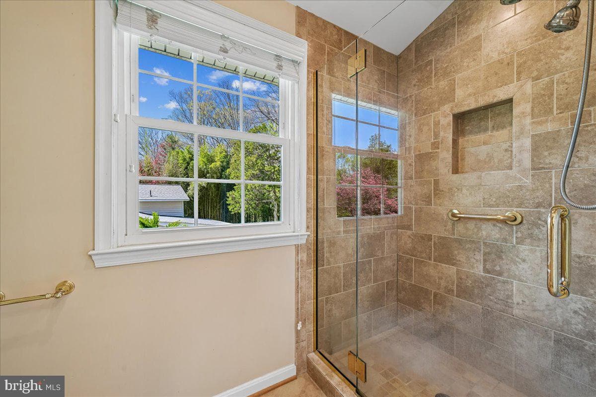 8722 Higdon Drive photo 34