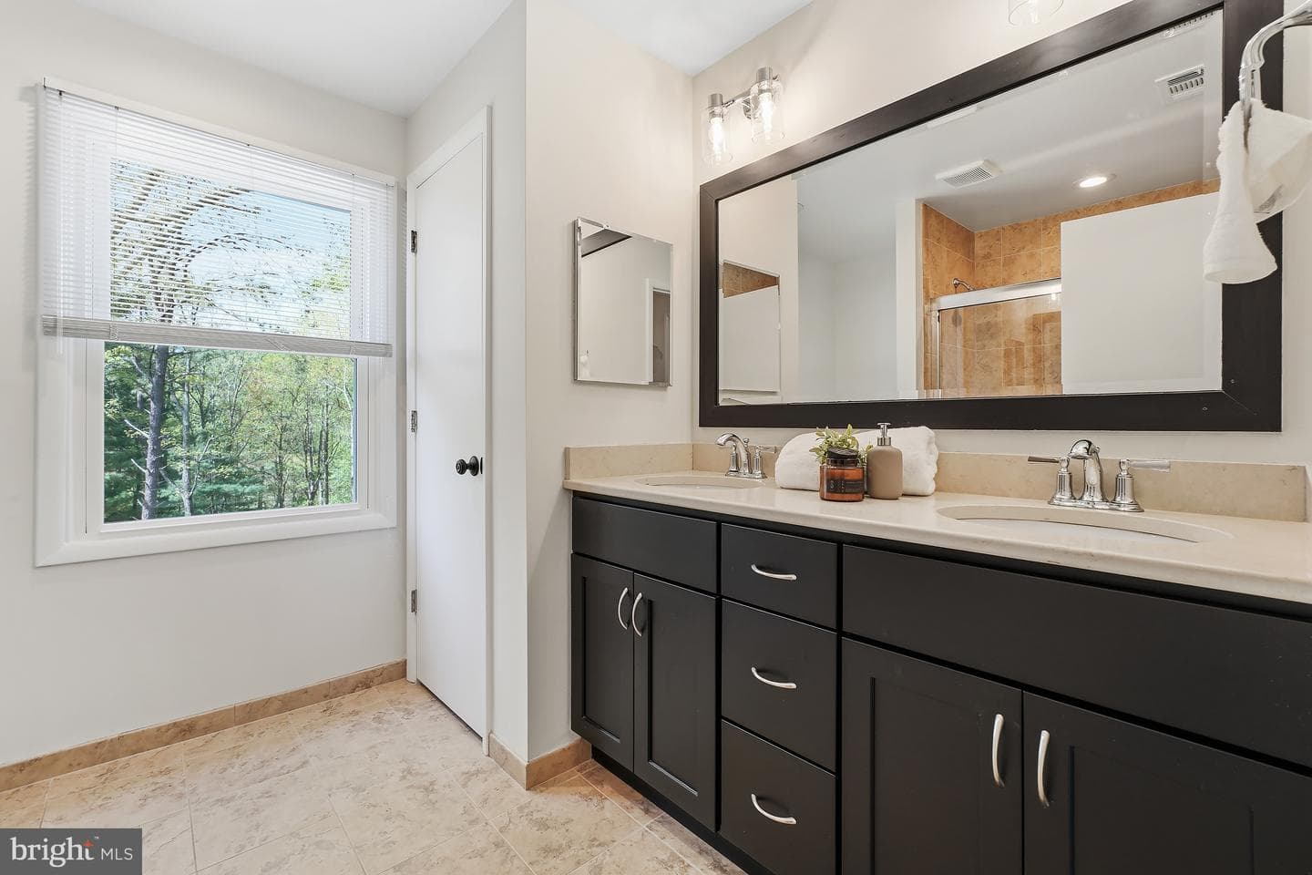 10908 Howland Drive photo 24